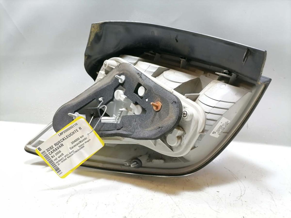Opel Astra H original Rücklicht Rückleuchte rechts Caravan/Kombi 13223674 BJ08